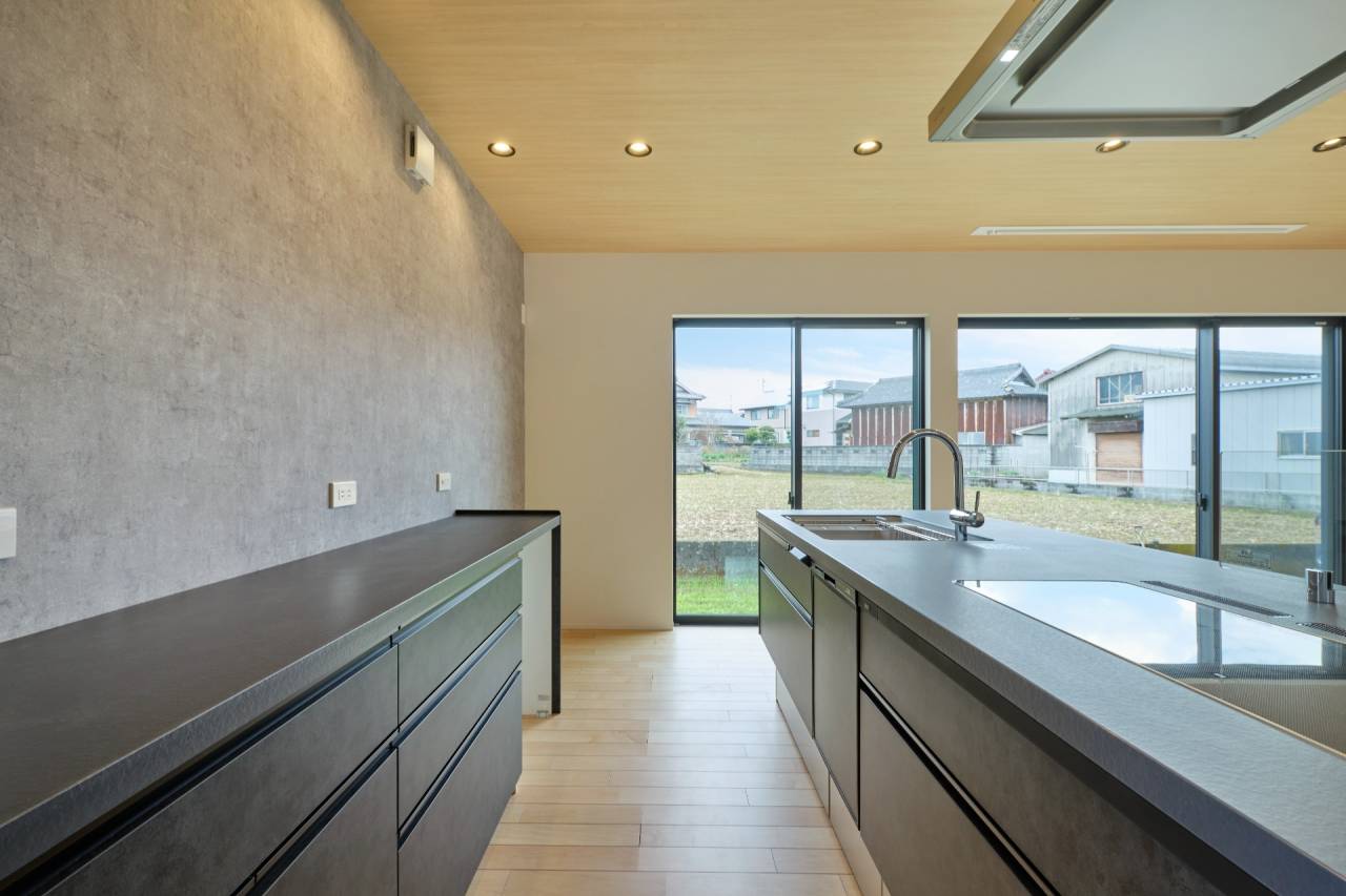 長く立つ場所だからこそ使い勝手のいいお気に入りのキッチンを